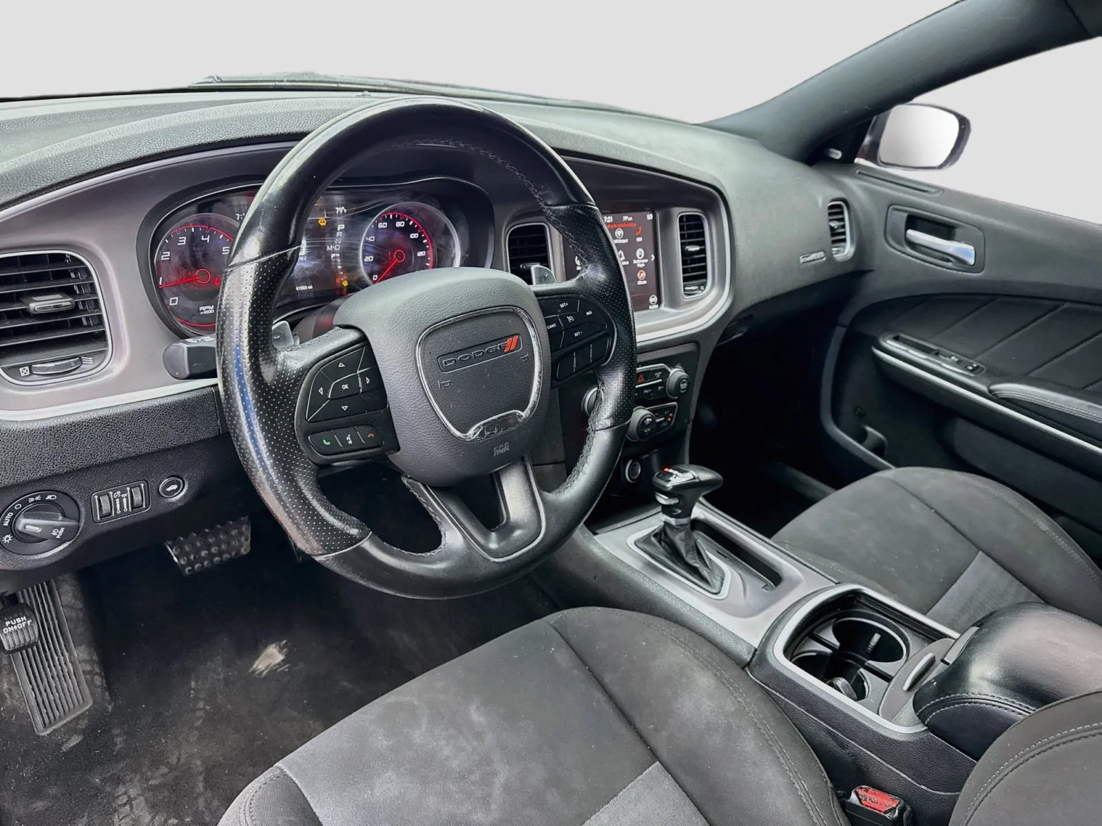 Dodge Charger photo 7