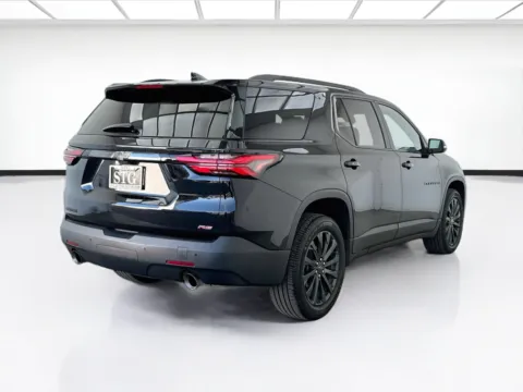 More photos of 2022 Chevrolet Traverse RS at STG Bellflower, CA