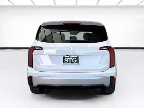 More photos of 2024 Kia Telluride LX at STG Bellflower, CA