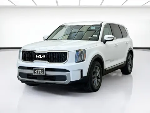 White 2024 Kia Telluride LX for sale in Bellflower, CA