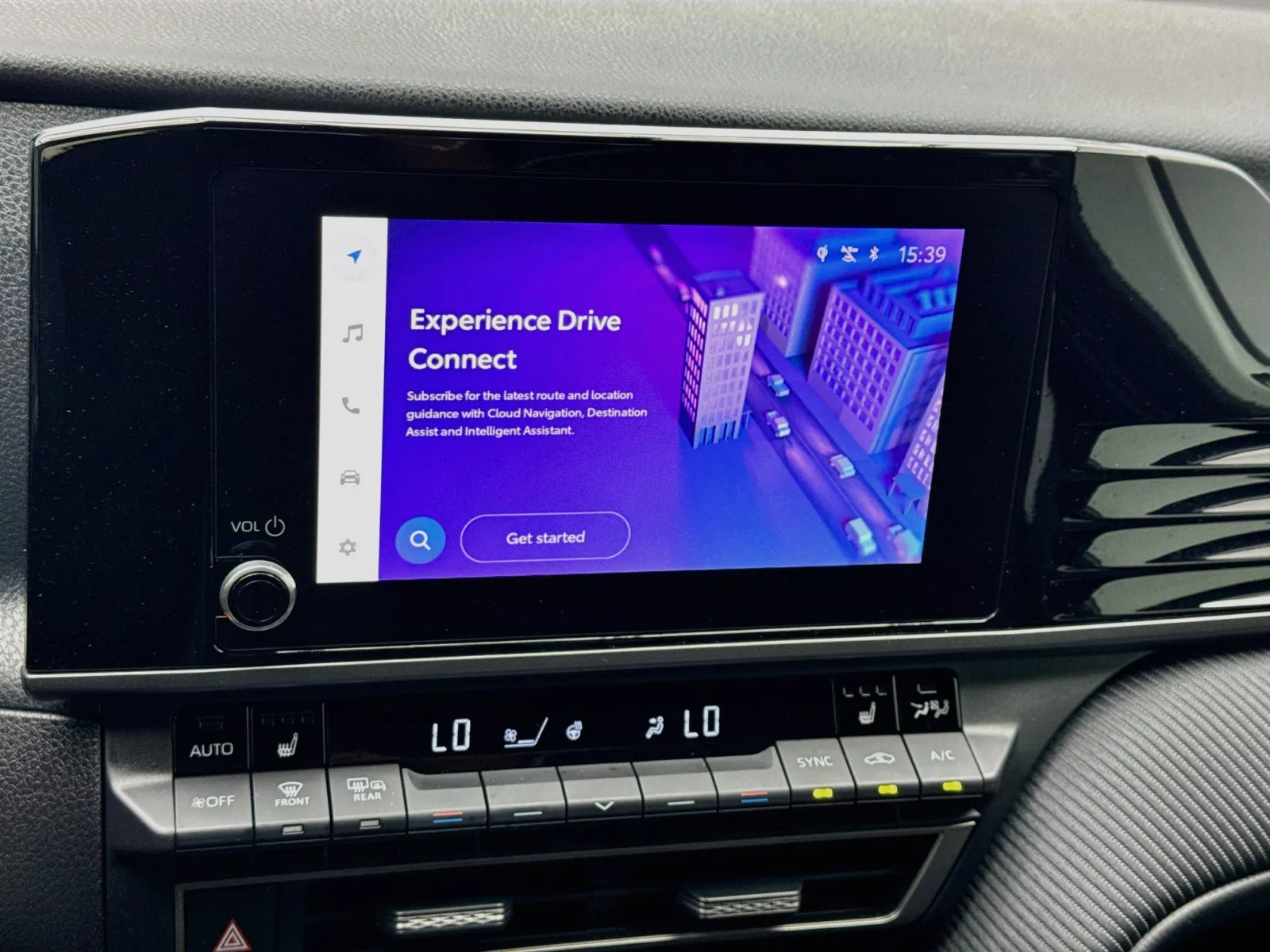 Toyota Camry photo 9