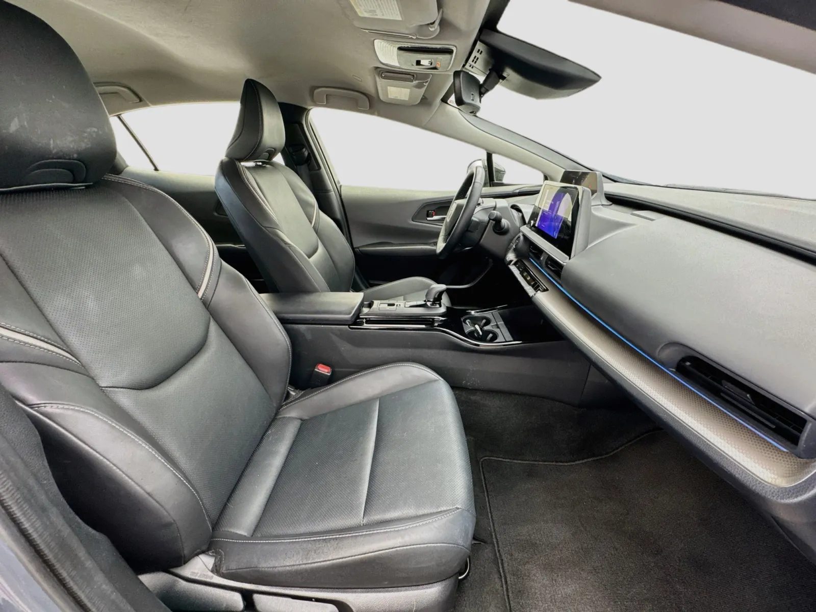 Toyota Prius photo 18