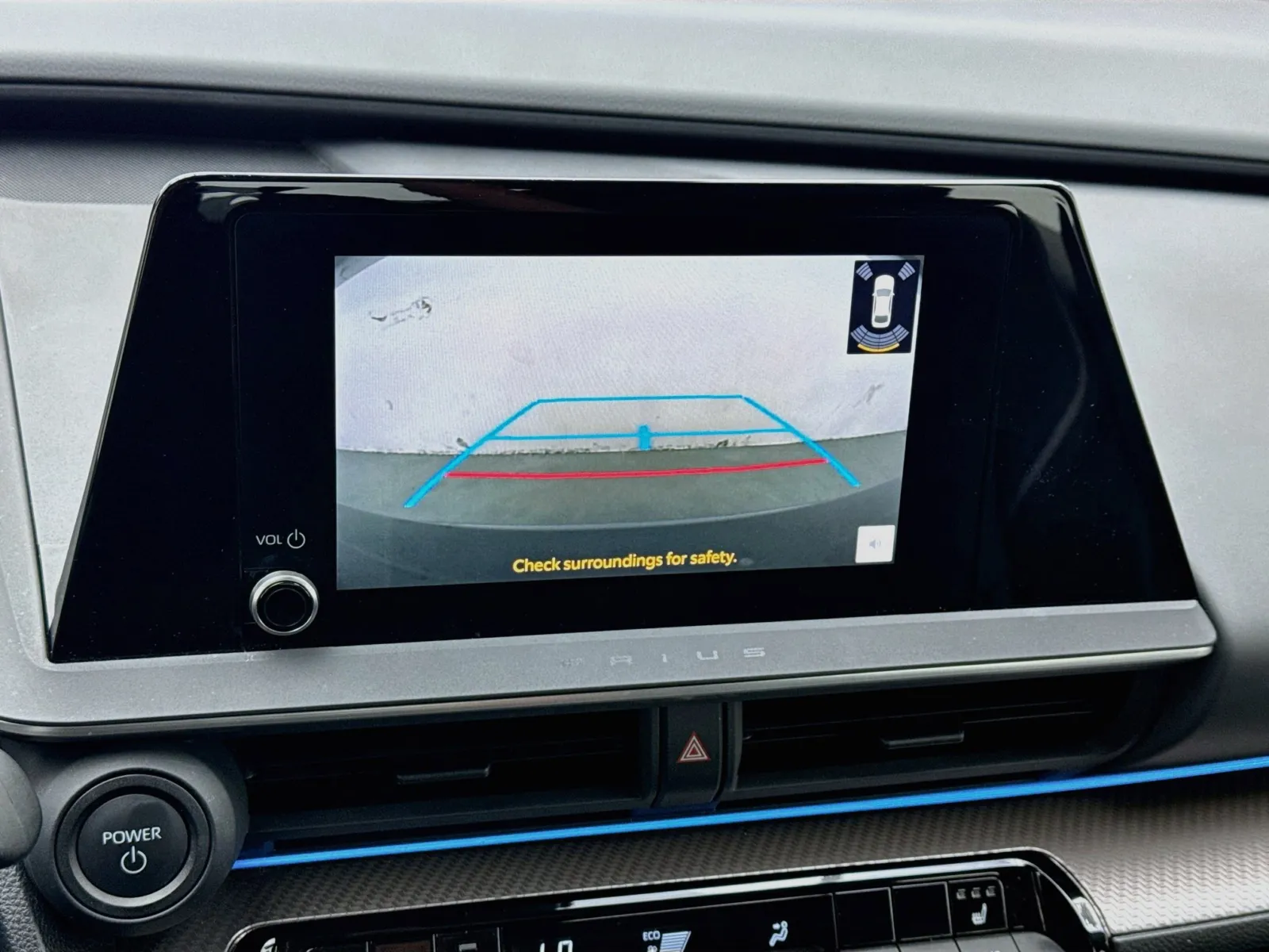 Toyota Prius photo 10