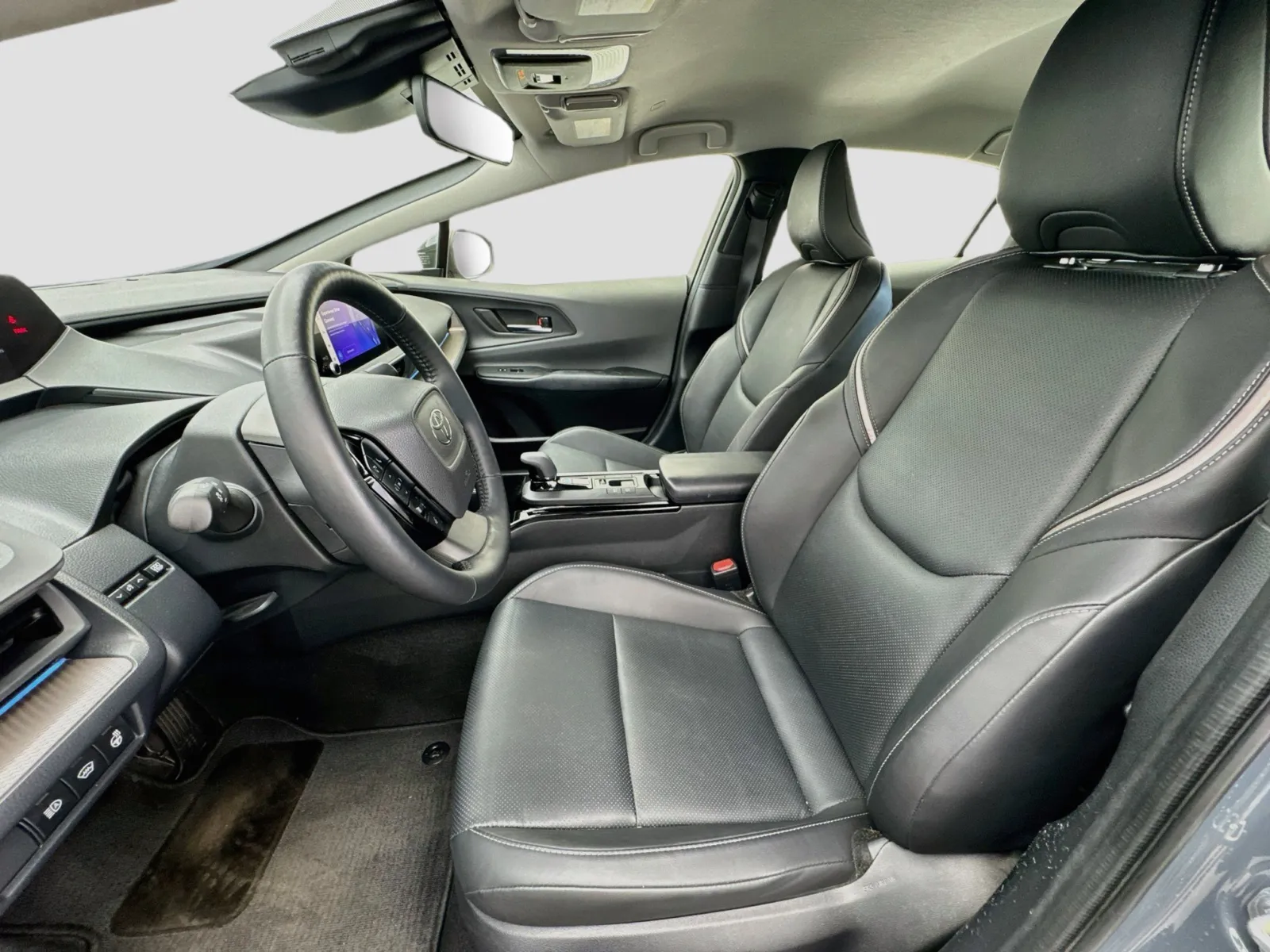 Toyota Prius photo 13