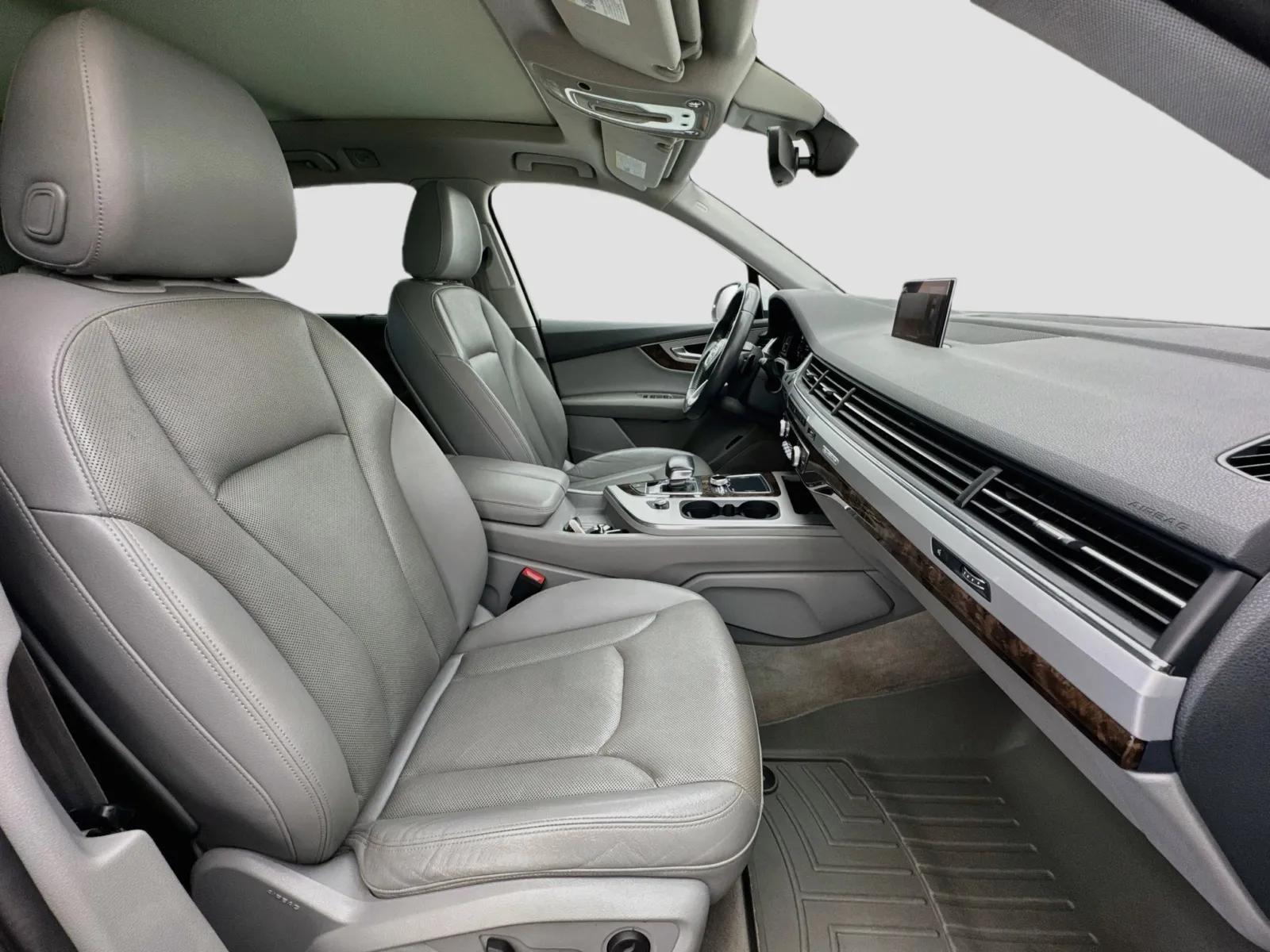 Audi Q7 photo 20