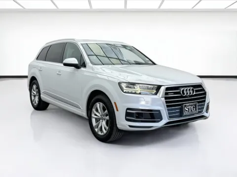 Another view of 2017 Audi Q7 2.0T Premium Plus quattro for sale in Bellflower, CA at STG Bellflower