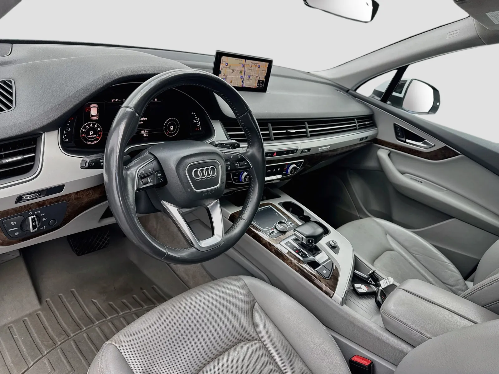 Audi Q7 photo 7