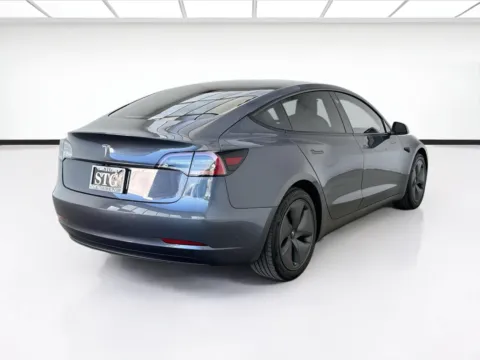 More photos of 2021 Tesla Model 3 Standard Range Plus at STG Bellflower, CA