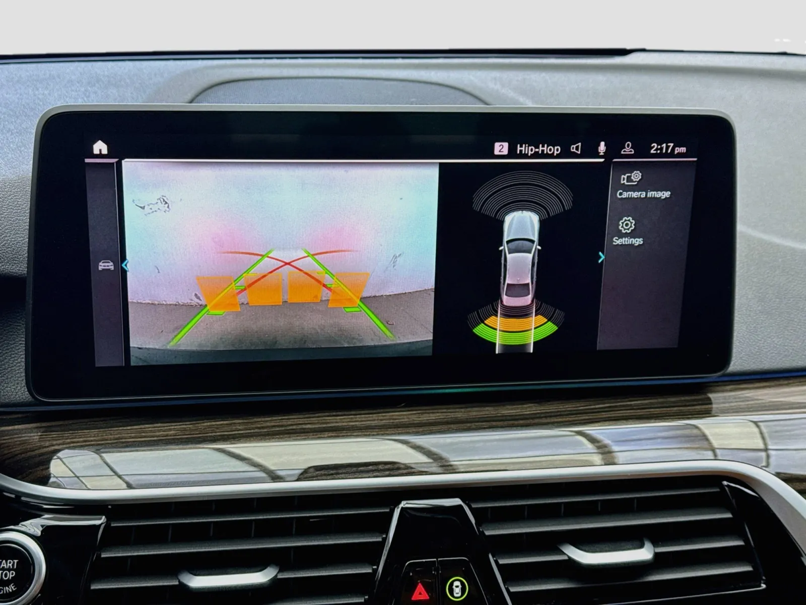 BMW 5 Series photo 10