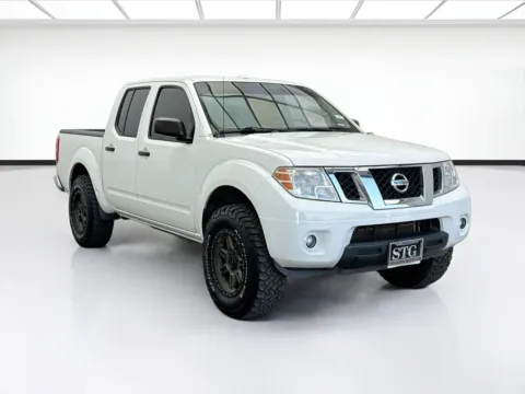 Another view of 2017 Nissan Frontier SV for sale in Bellflower, CA at STG Bellflower