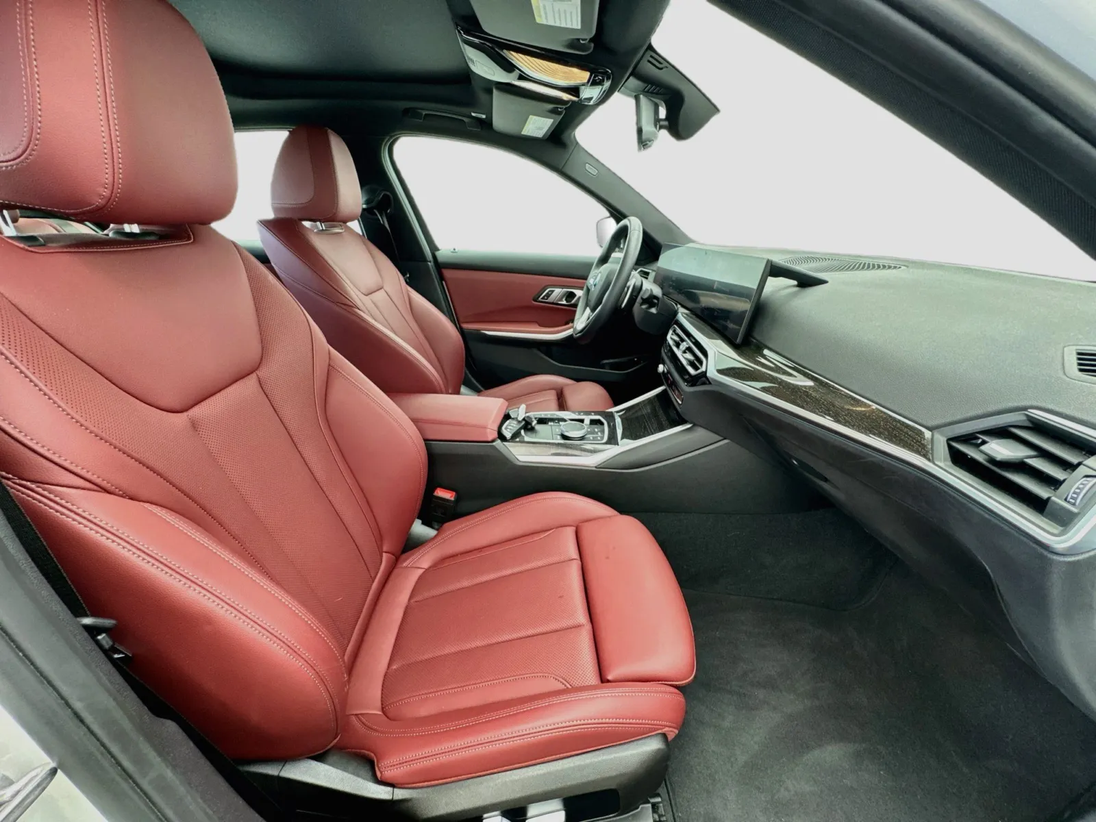 BMW 3 Series photo 20