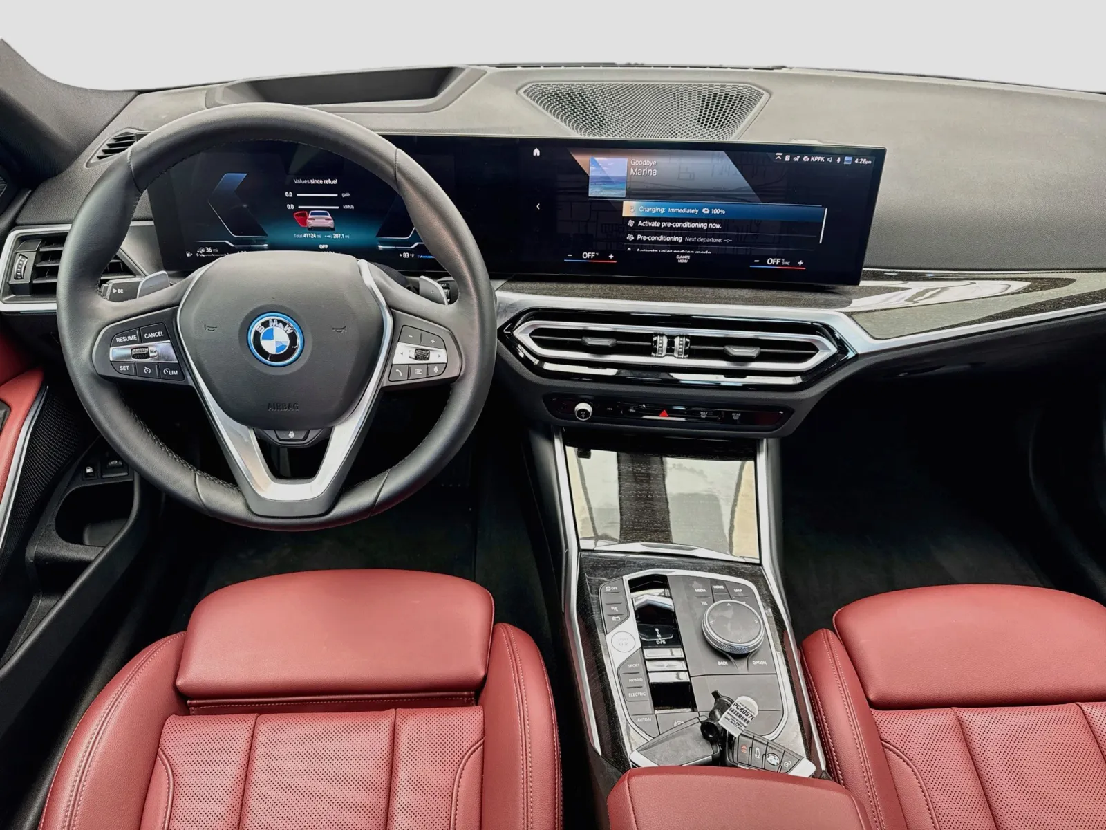 BMW 3 Series photo 15