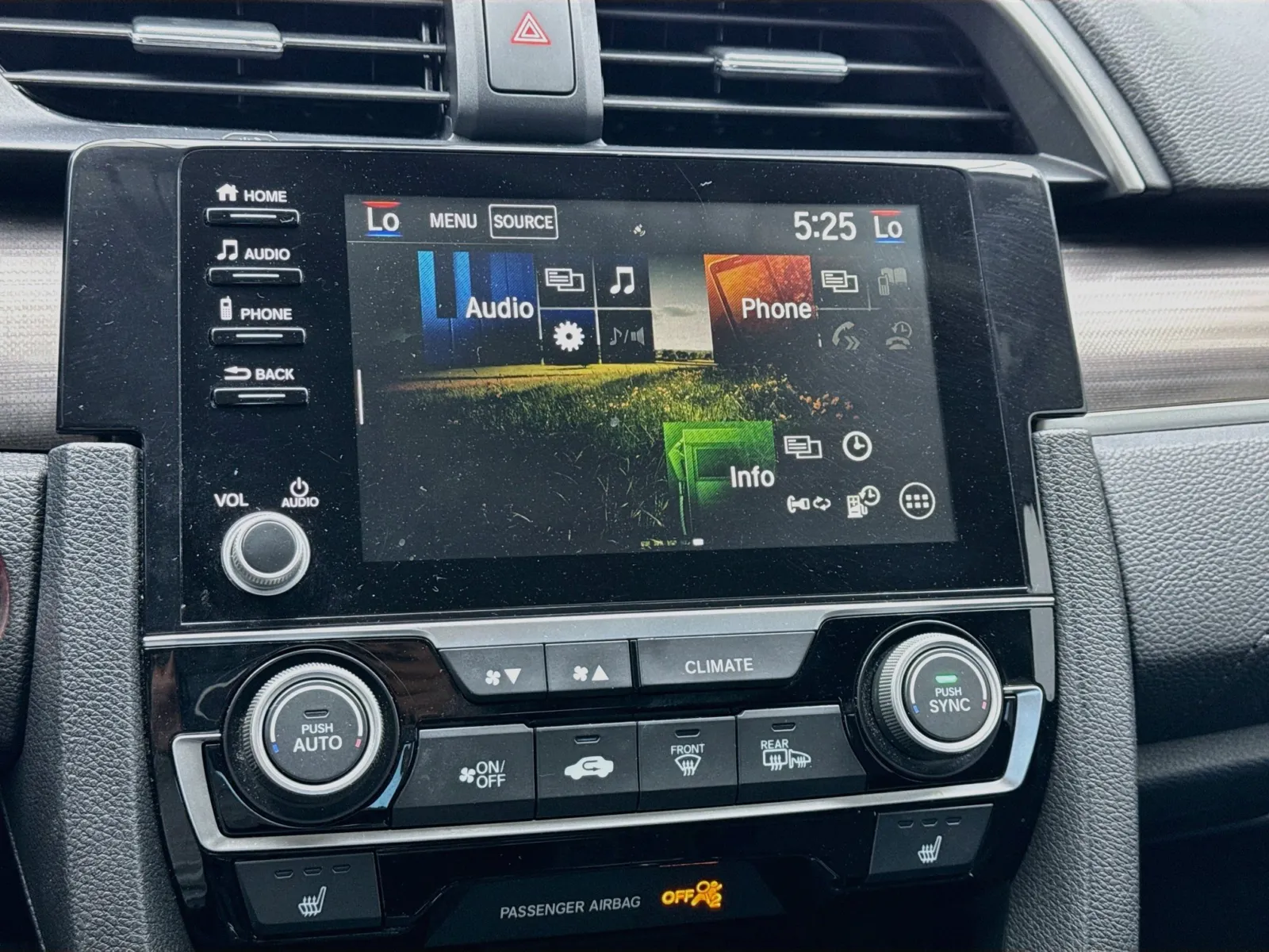 Honda Civic photo 9