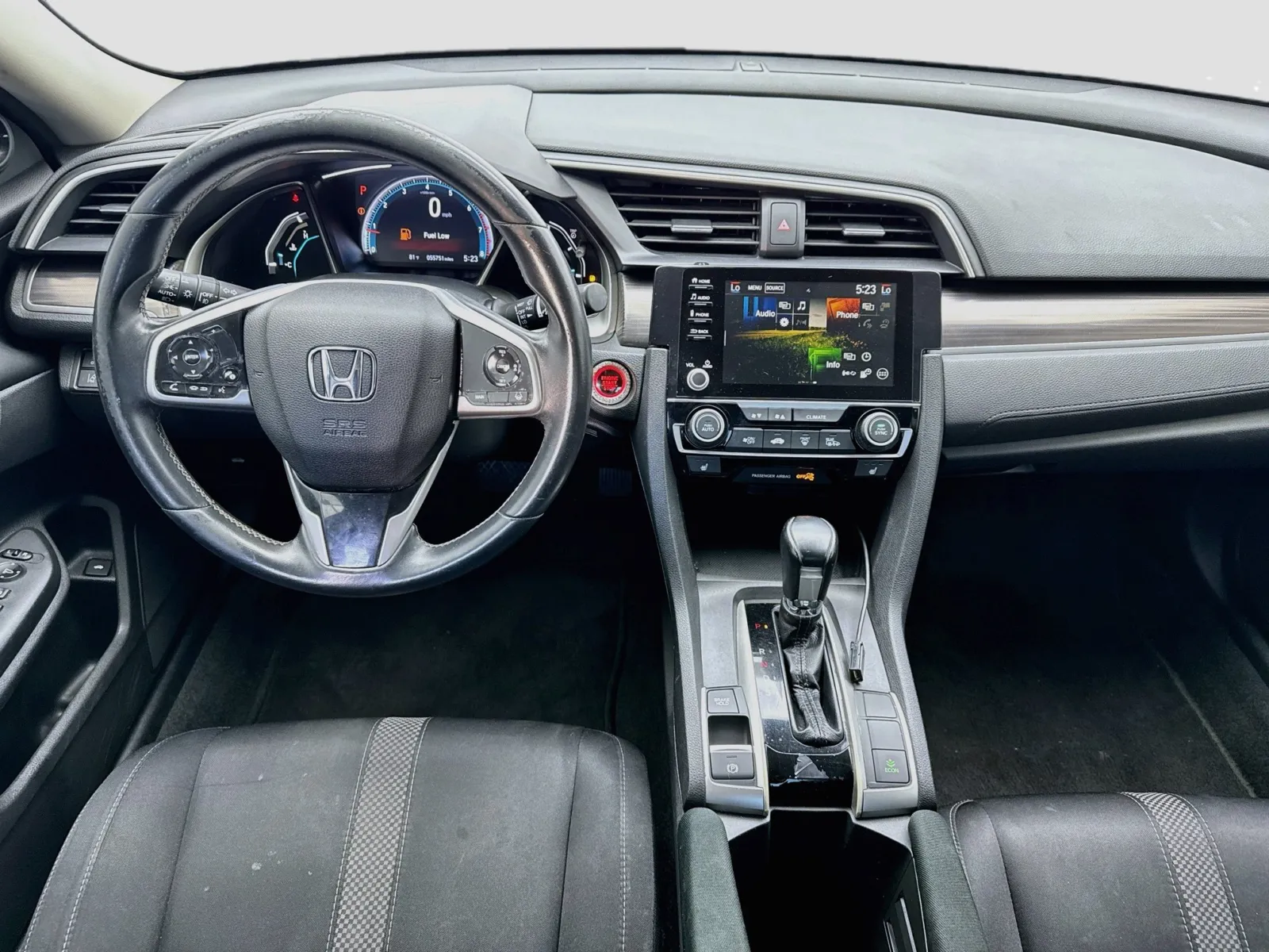 Honda Civic photo 15