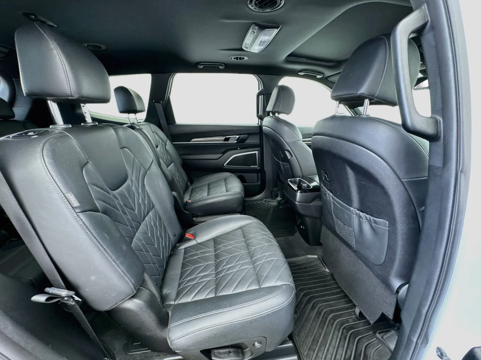 Kia Telluride photo 20