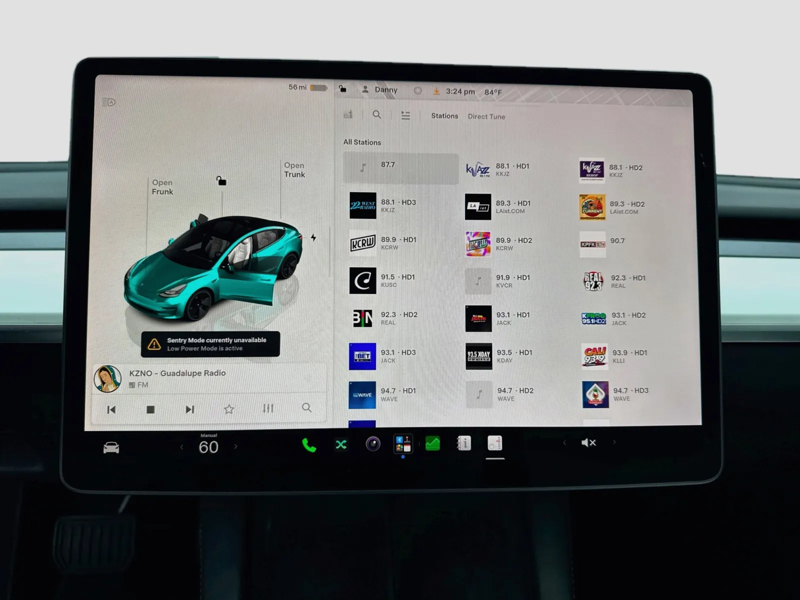 Tesla Model 3 photo 11