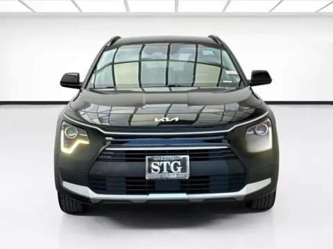 Photos of 2023 Kia Niro EX for sale in Bellflower, CA at STG Bellflower