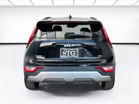 More photos of 2023 Kia Niro EX at STG Bellflower, CA