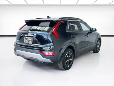 More photos of 2023 Kia Niro EX at STG Bellflower, CA