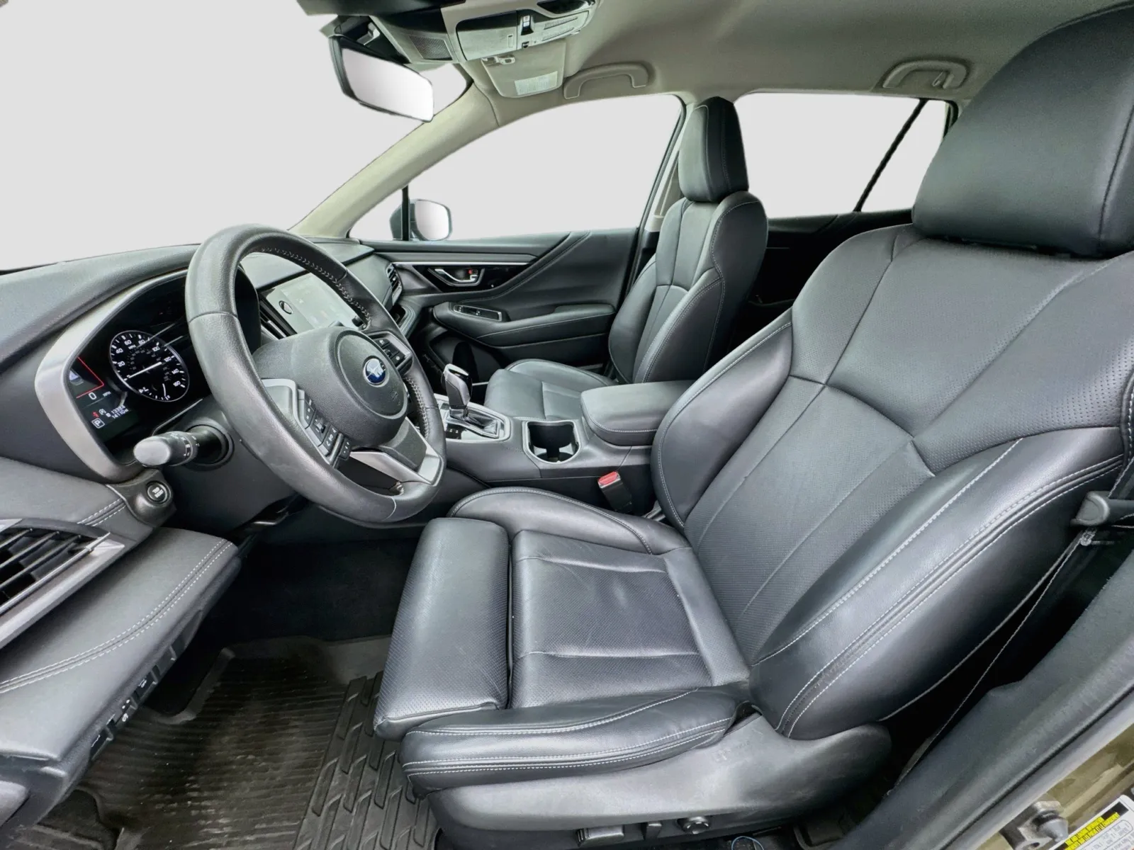 Subaru Outback photo 13