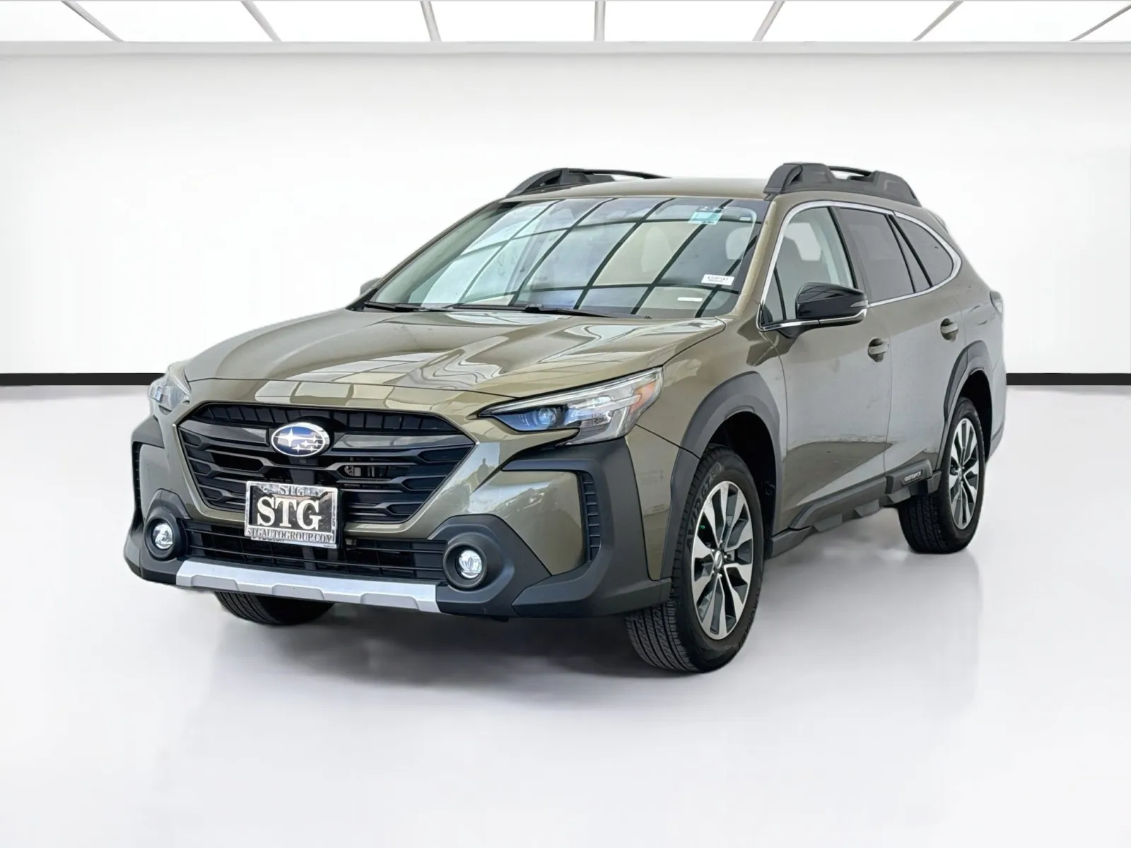 Green 2024 Subaru Outback Limited for sale in Bellflower, CA