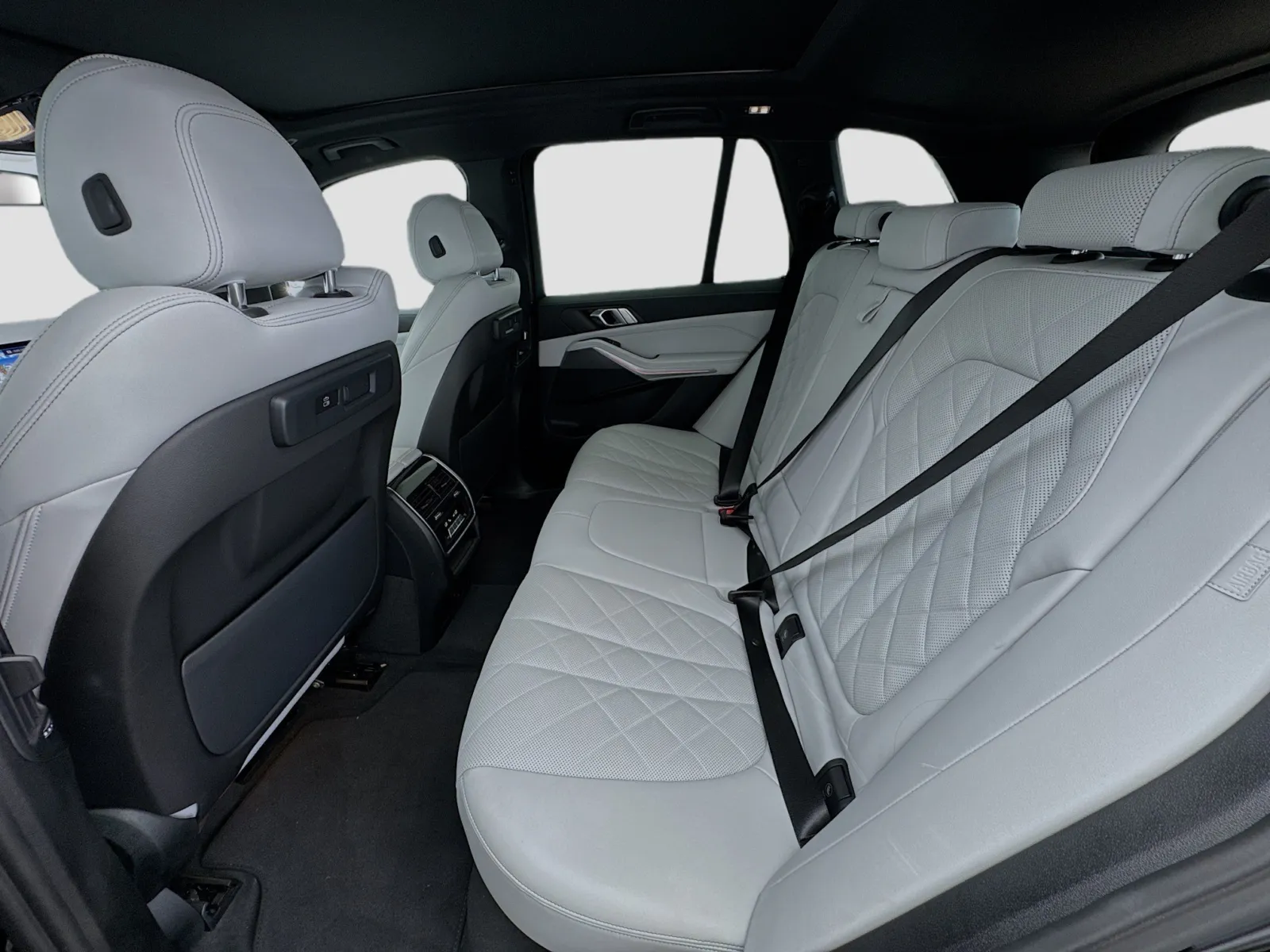 BMW X5 photo 16