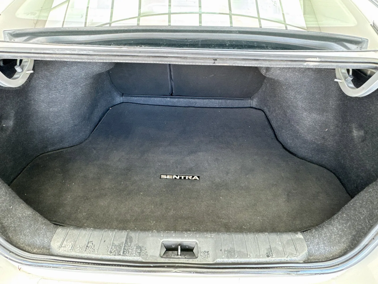 Nissan Sentra photo 17