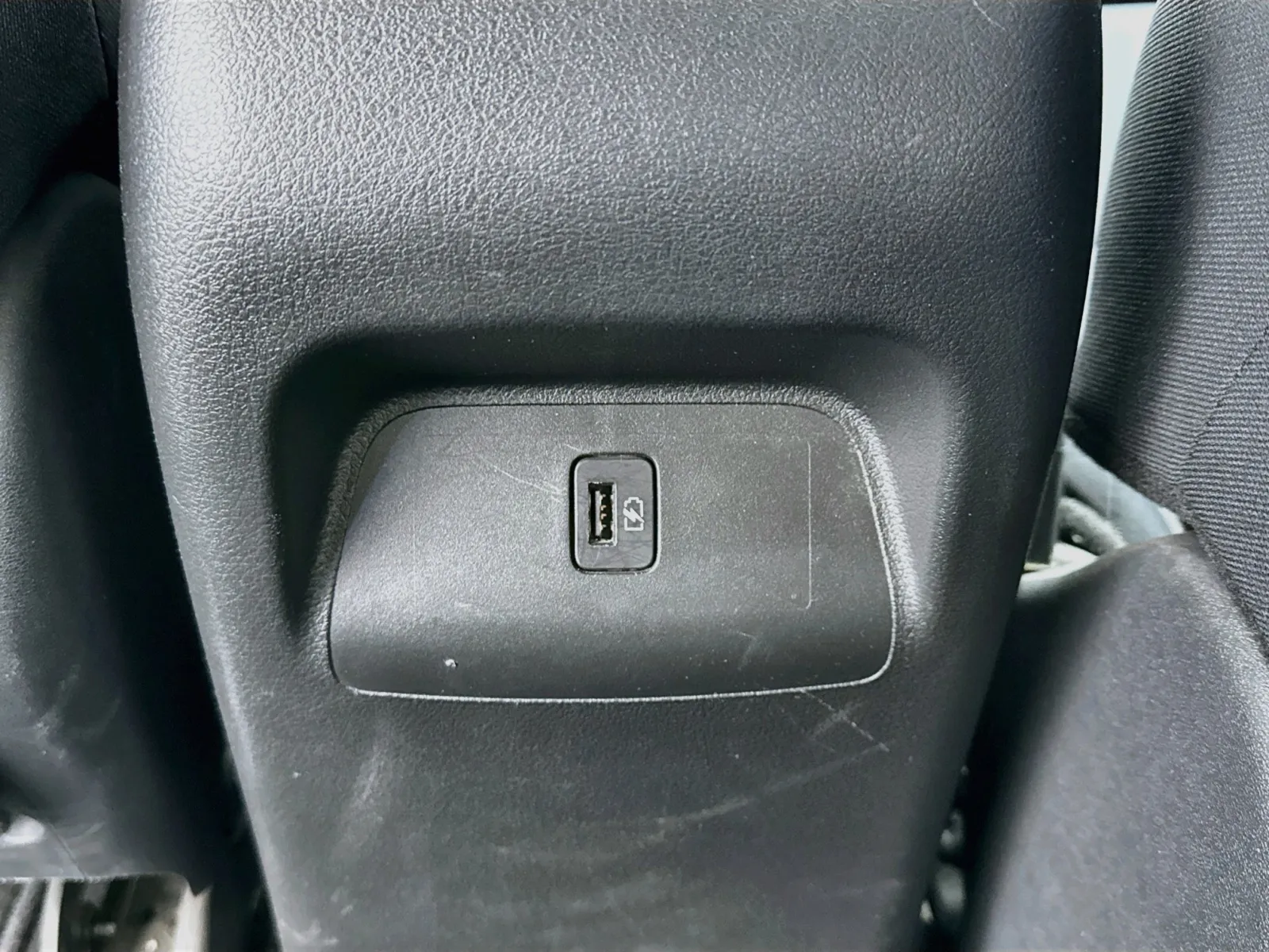 Nissan Sentra photo 16