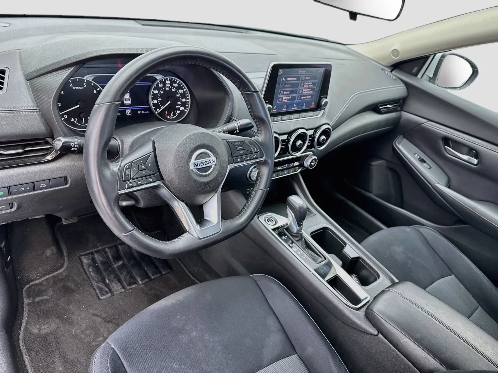 Nissan Sentra photo 7