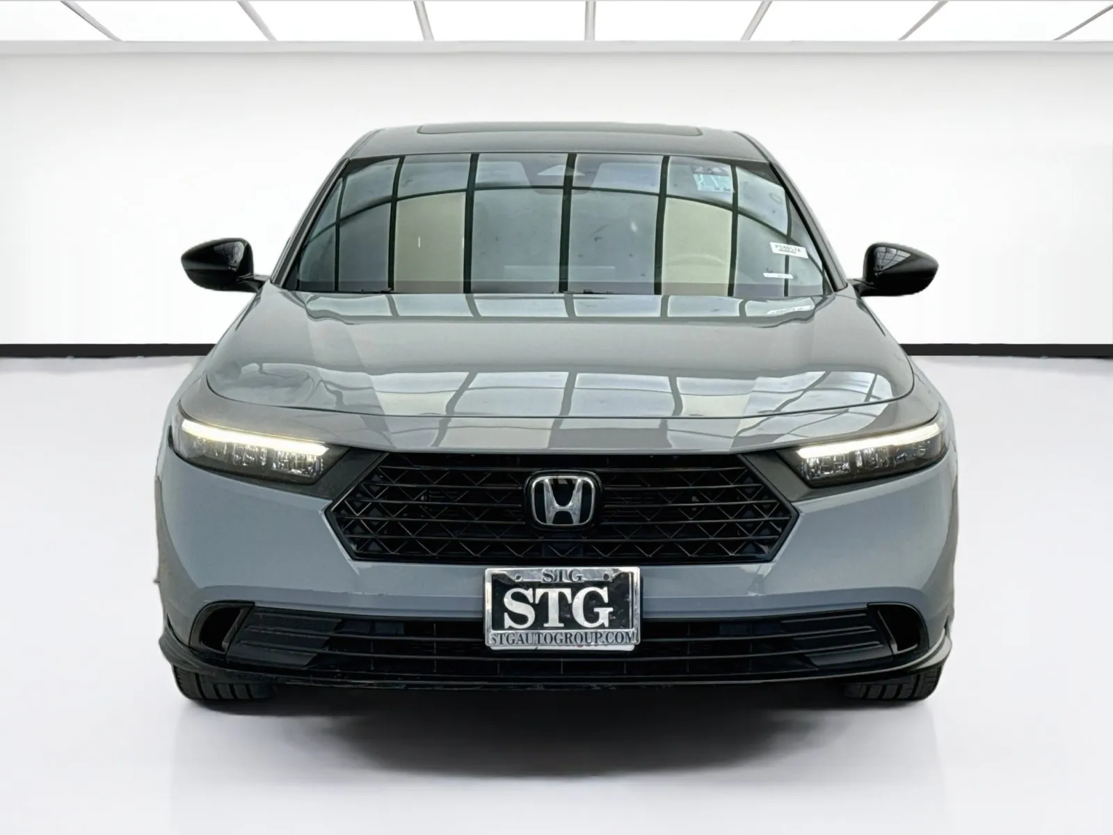 Honda Accord photo 2