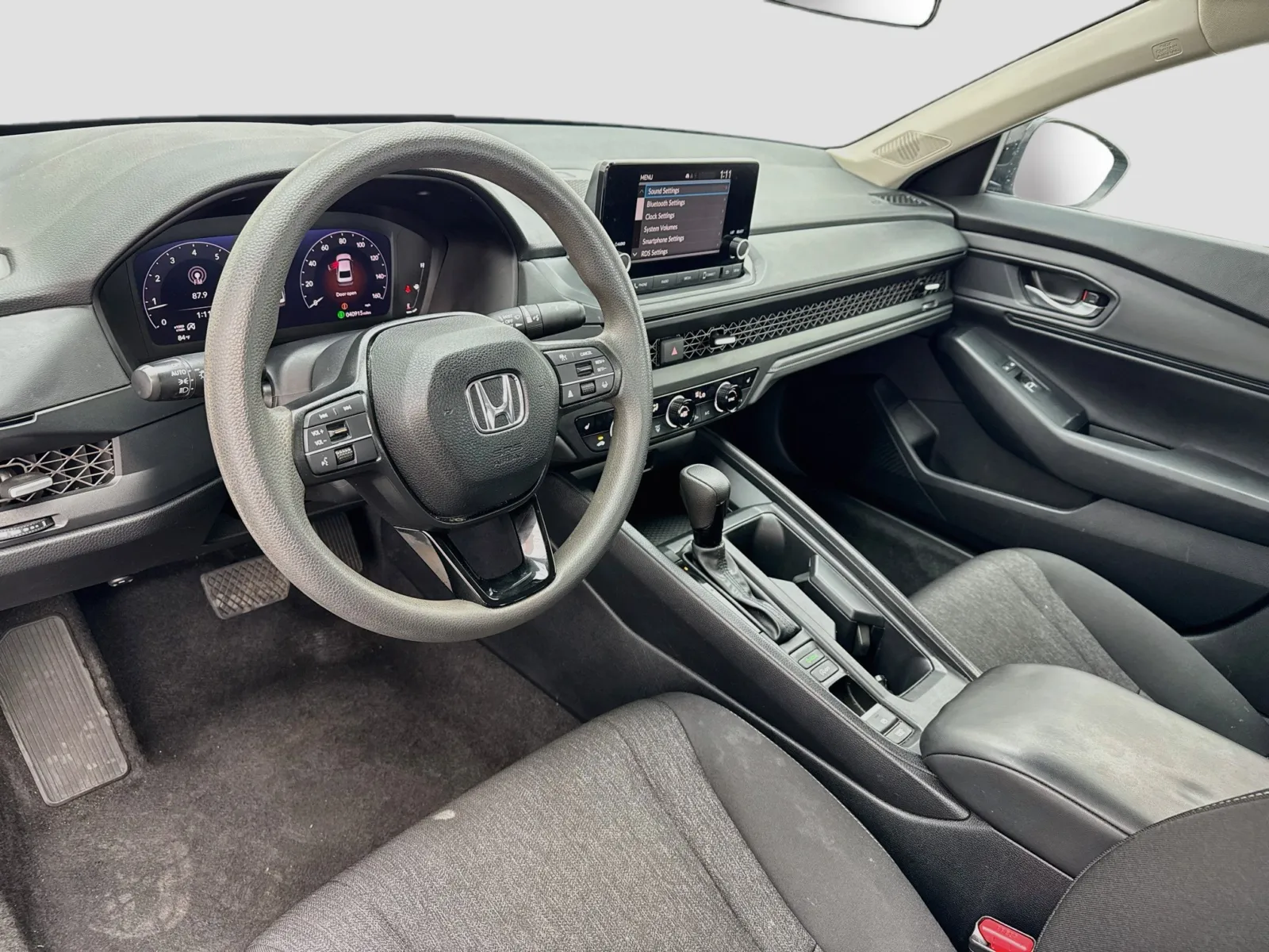 Honda Accord photo 7