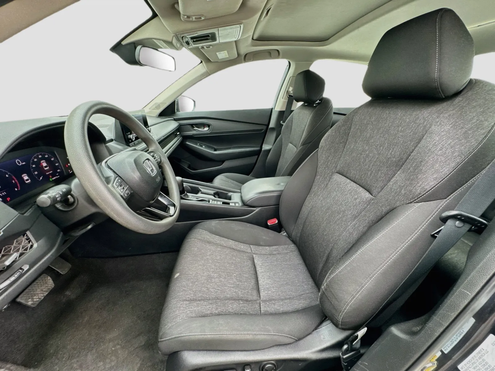 Honda Accord photo 13