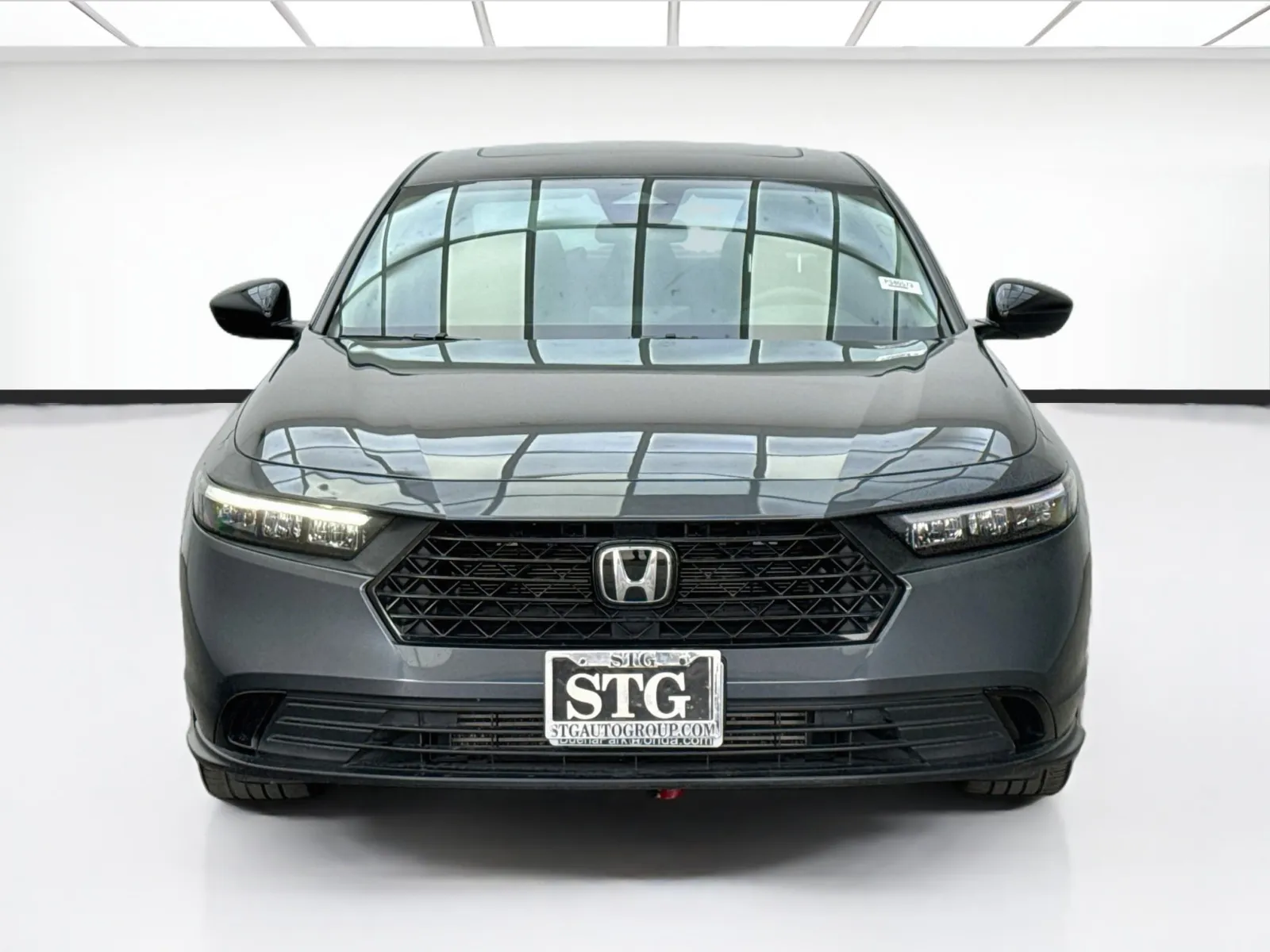 Honda Accord photo 2