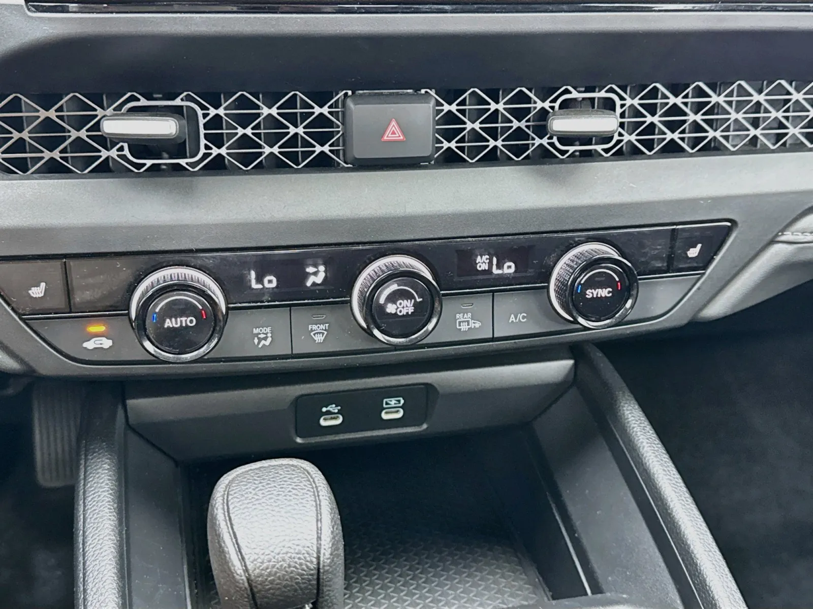 Honda Accord photo 12