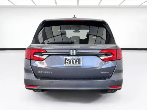 More photos of 2022 Honda Odyssey Touring at STG Bellflower, CA