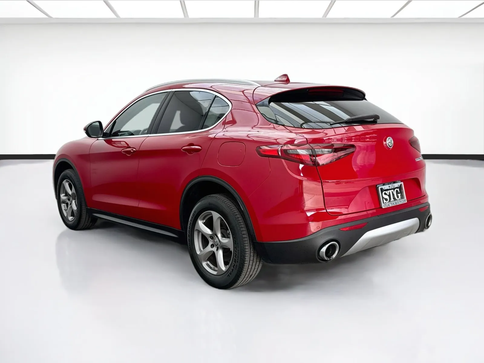 Alfa Romeo Stelvio photo 6