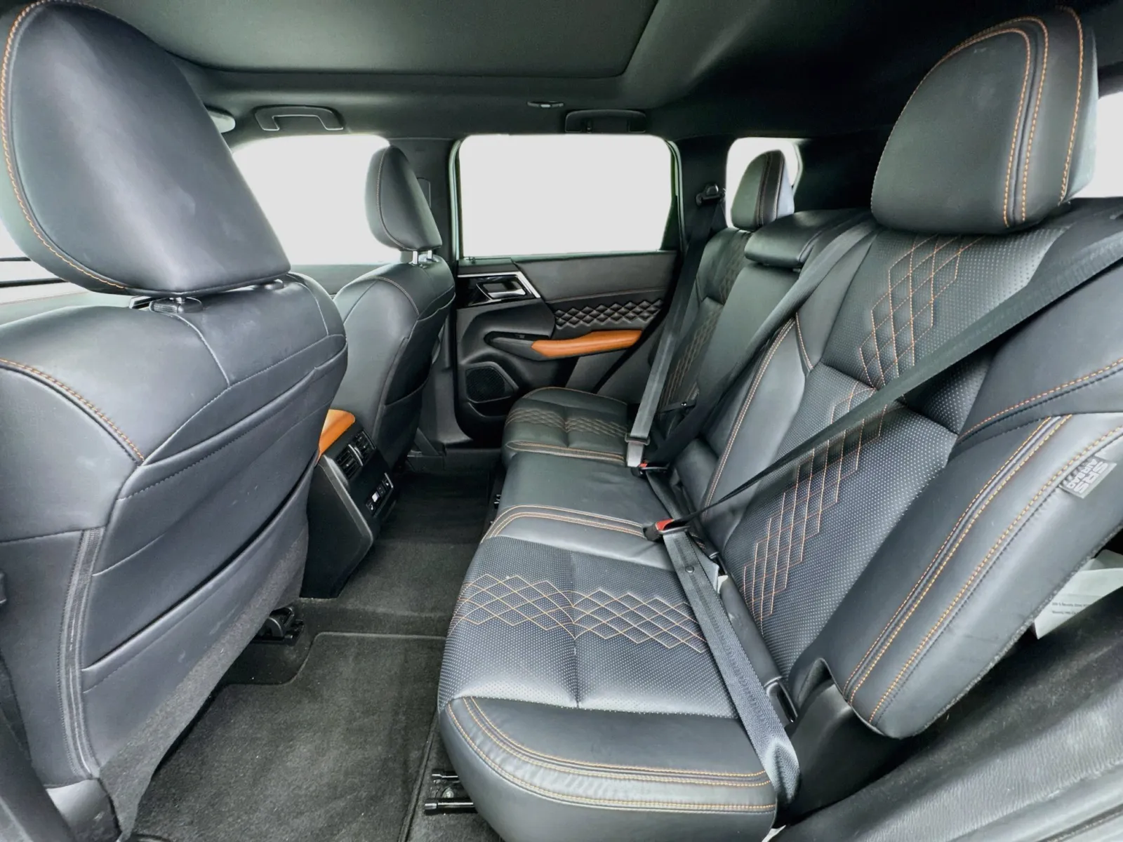 Mitsubishi Outlander photo 16