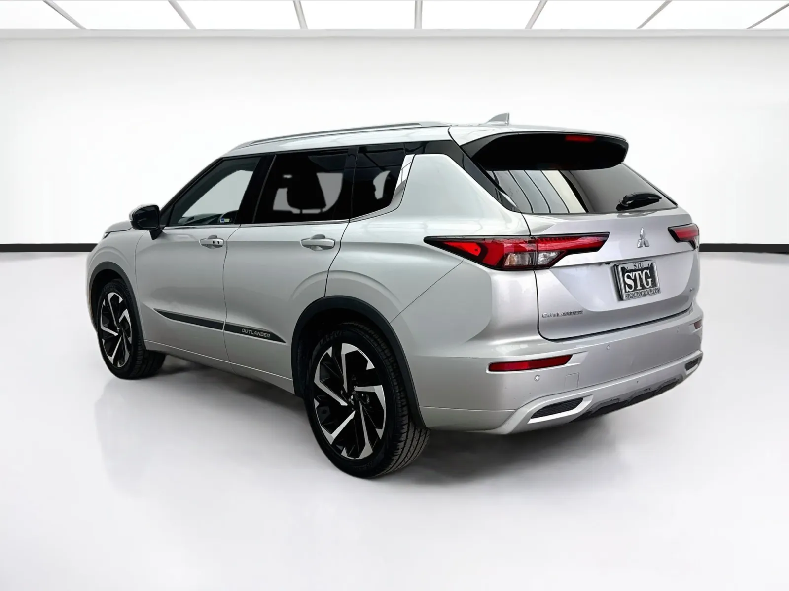 Mitsubishi Outlander photo 6