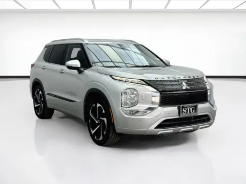 Another view of 2022 Mitsubishi Outlander SEL for sale in Bellflower, CA at STG Bellflower