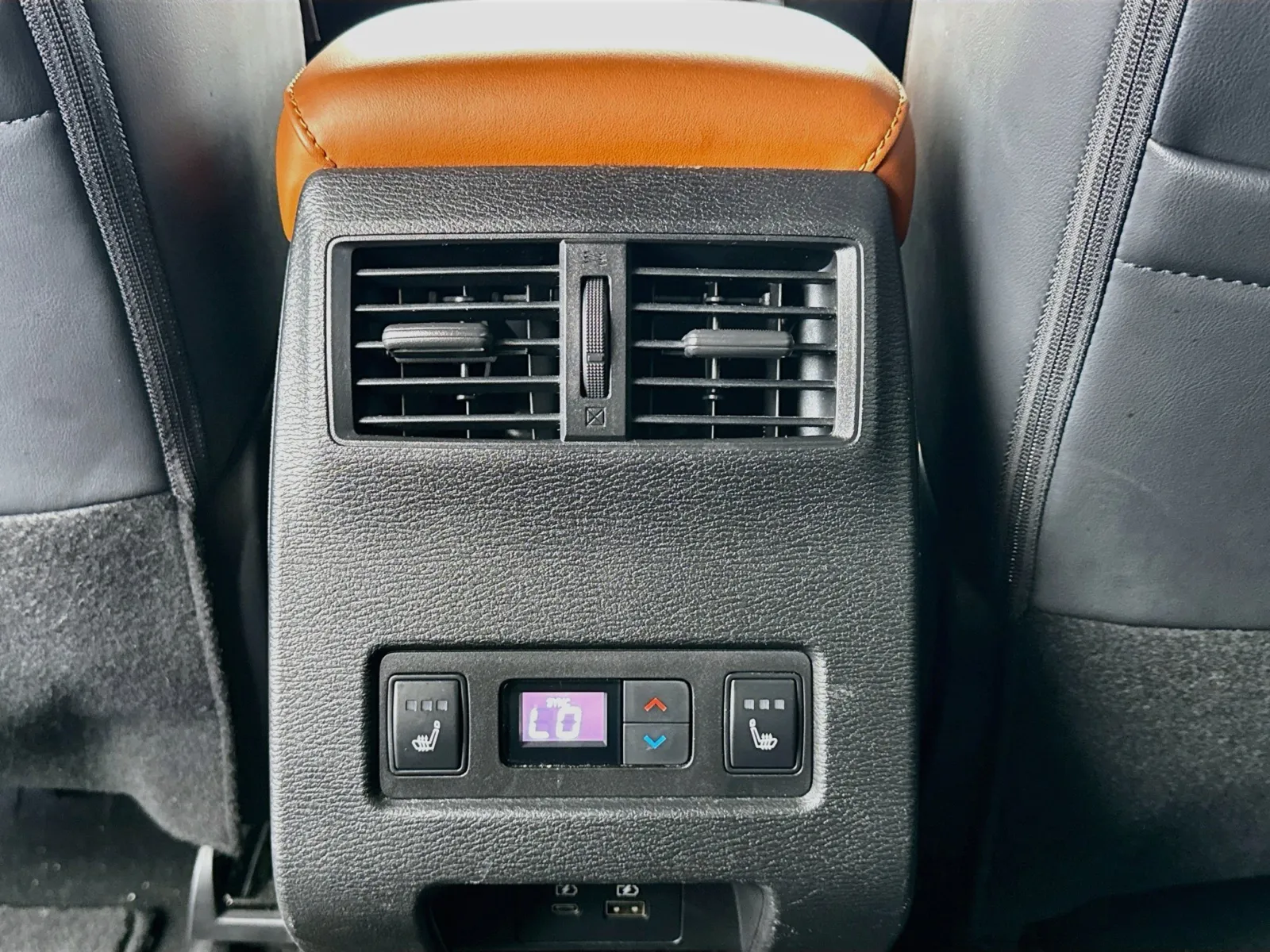 Mitsubishi Outlander photo 17