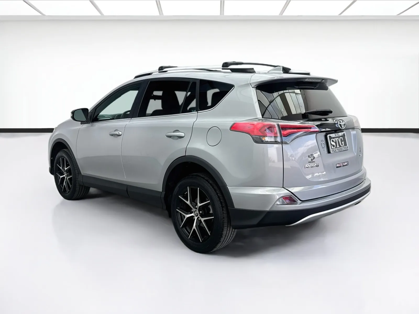 Toyota RAV4 photo 6