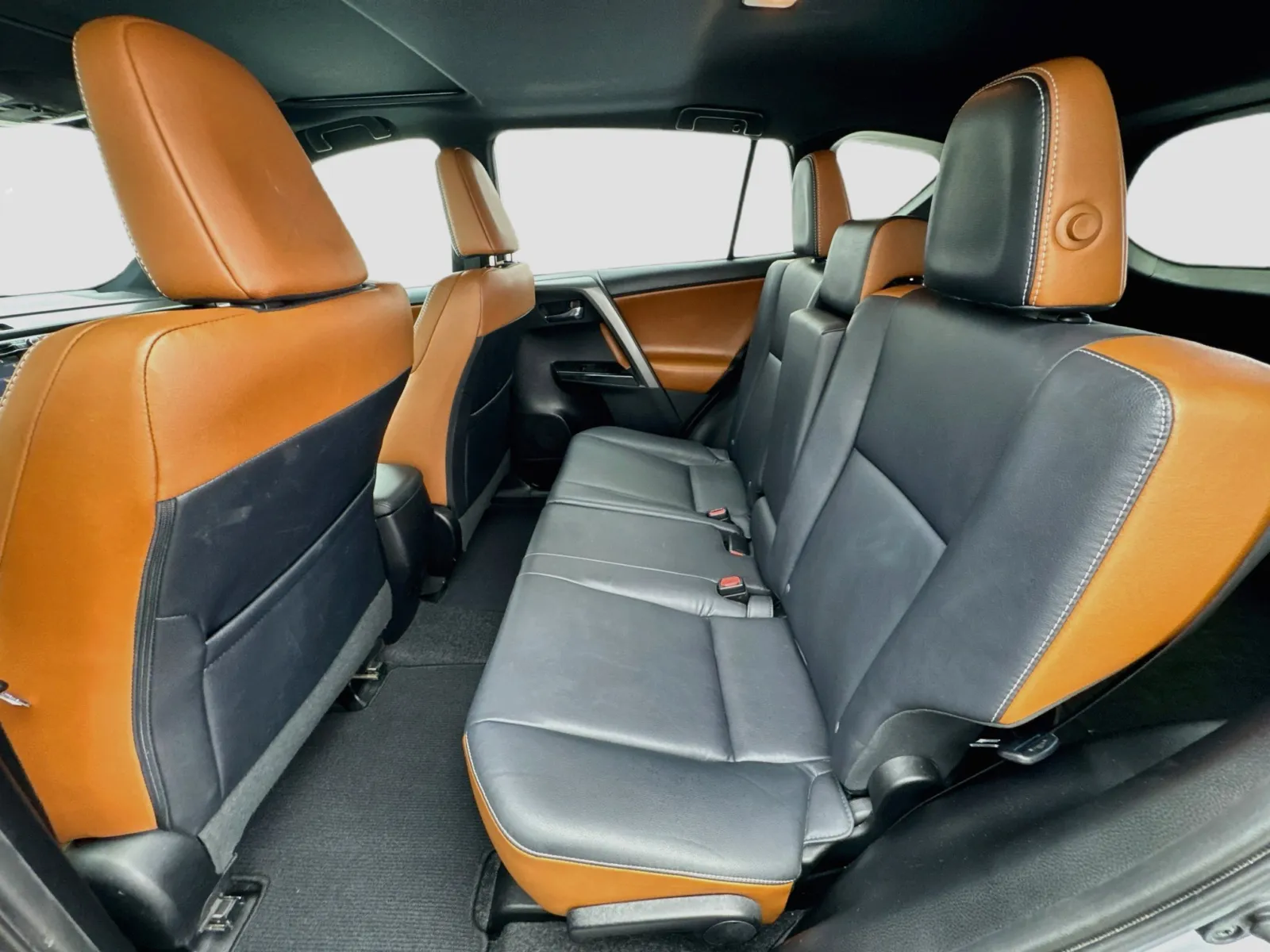 Toyota RAV4 photo 16