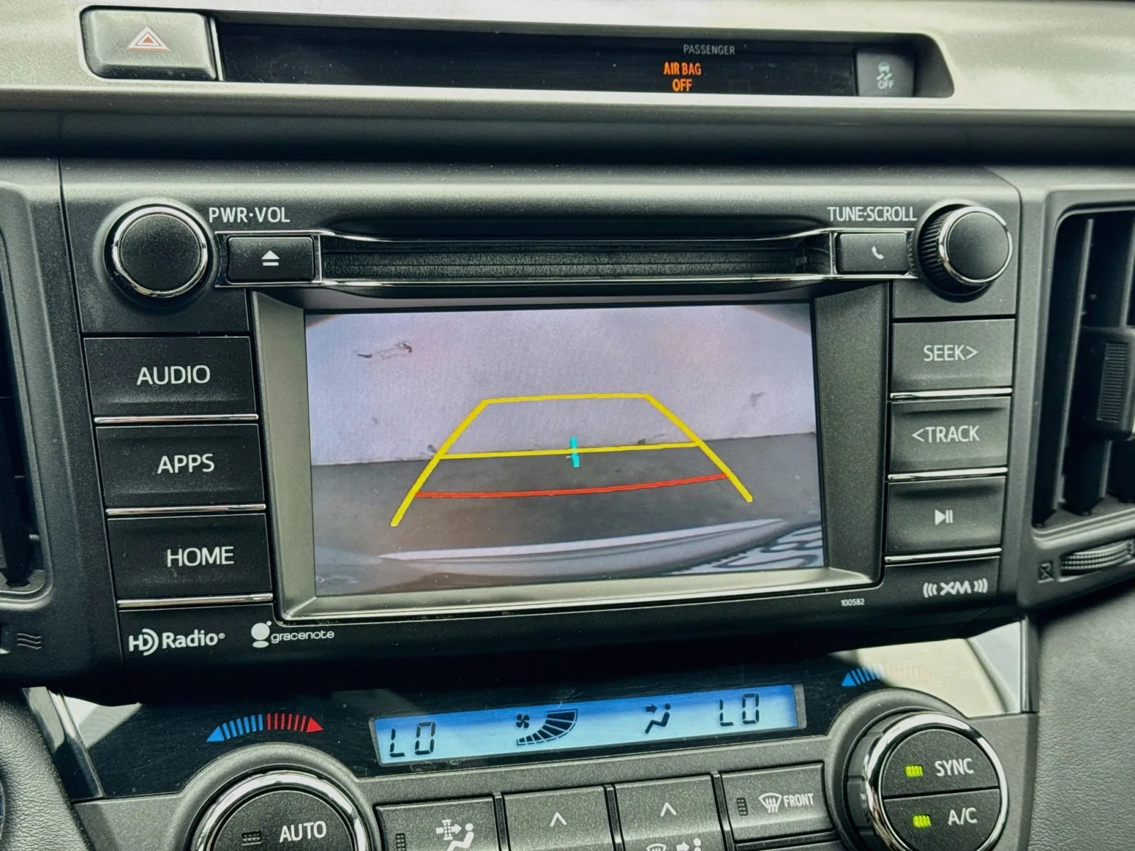Toyota RAV4 photo 10