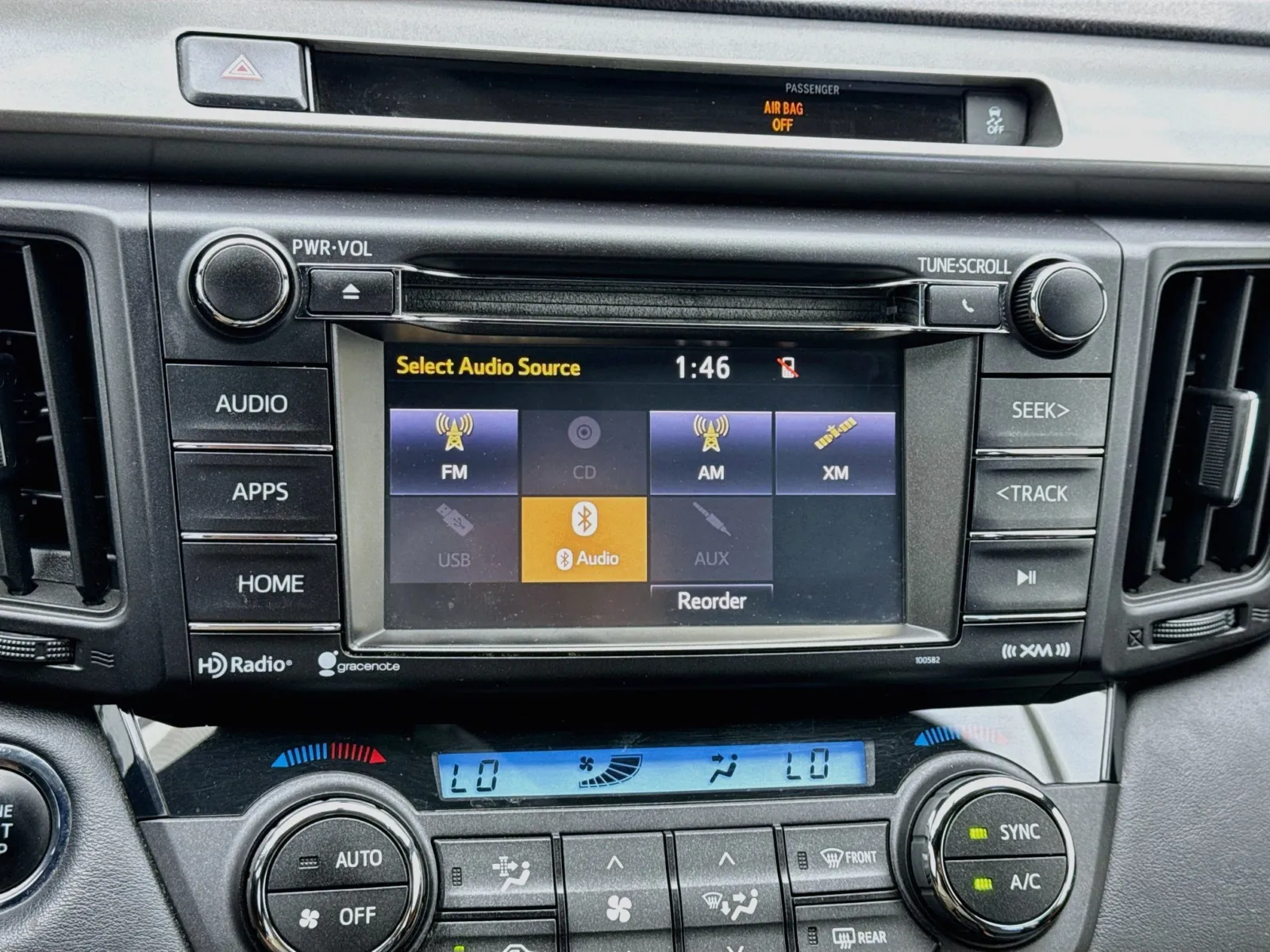 Toyota RAV4 photo 11