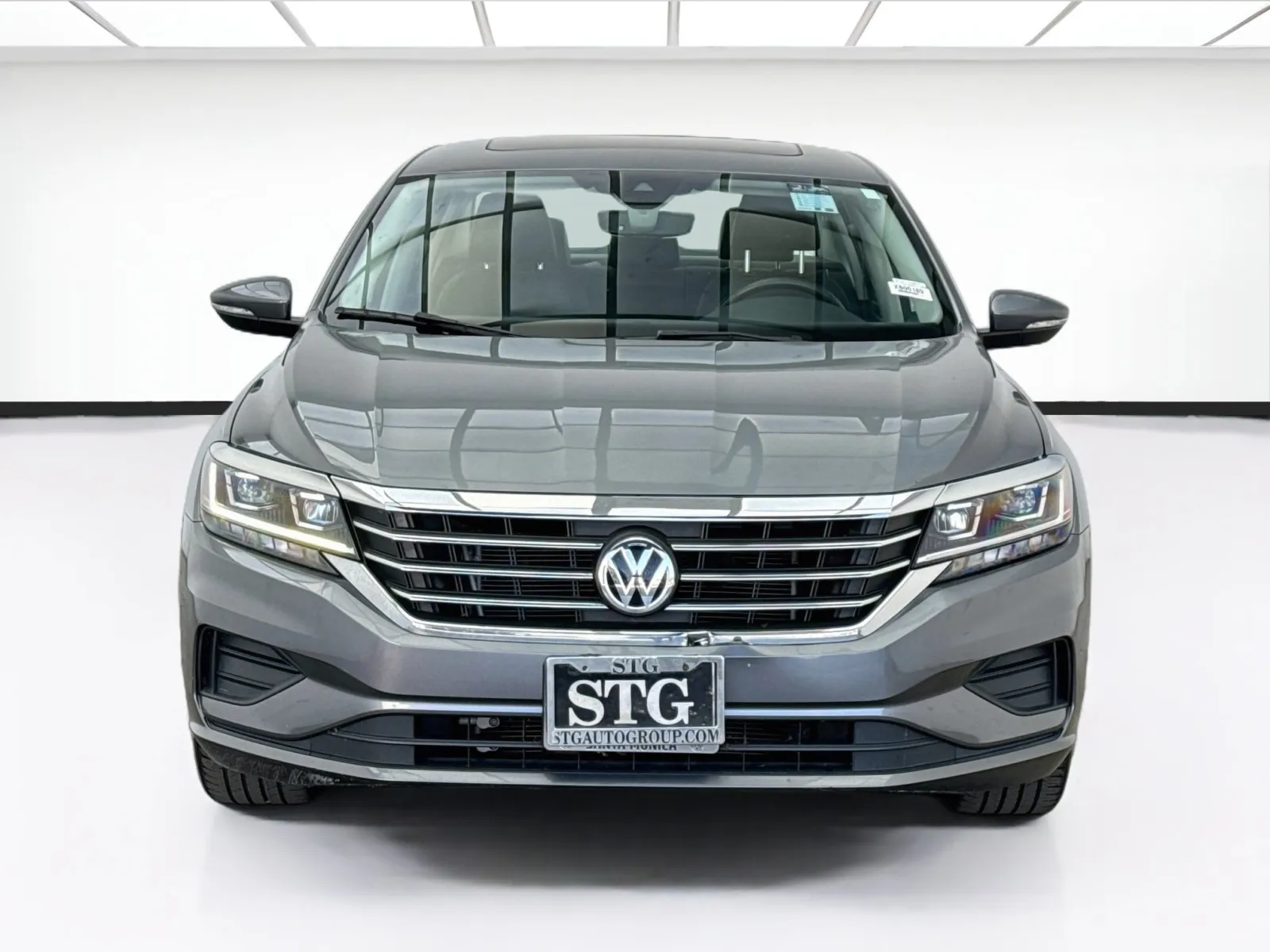 Volkswagen Passat photo 2