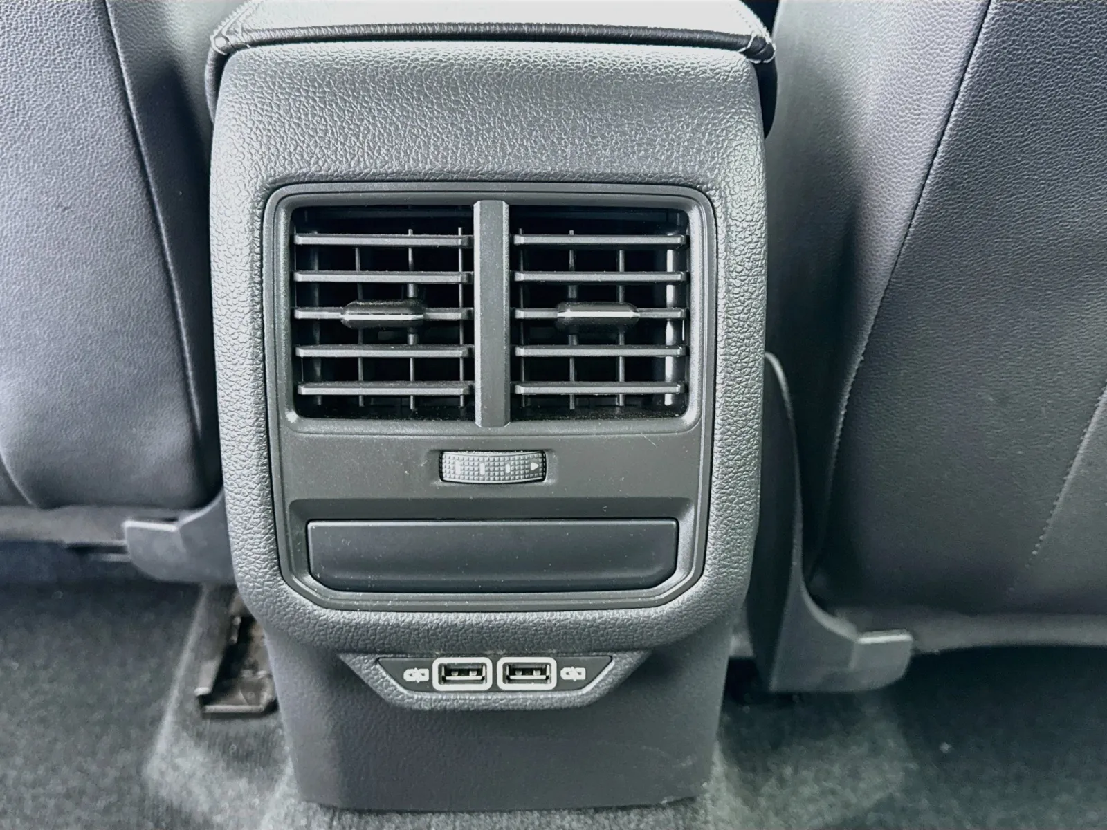 Volkswagen Passat photo 17