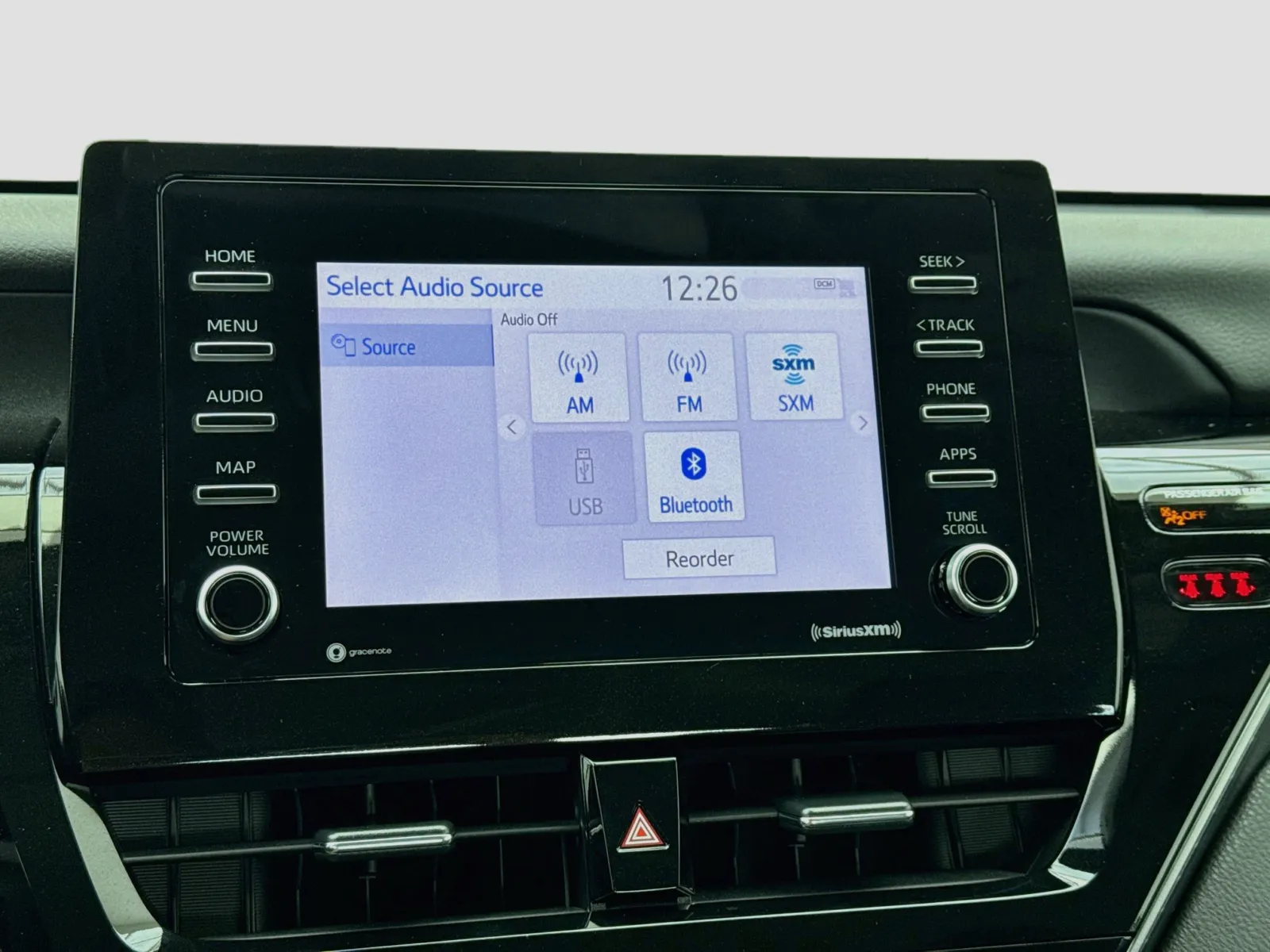 Toyota Camry photo 11