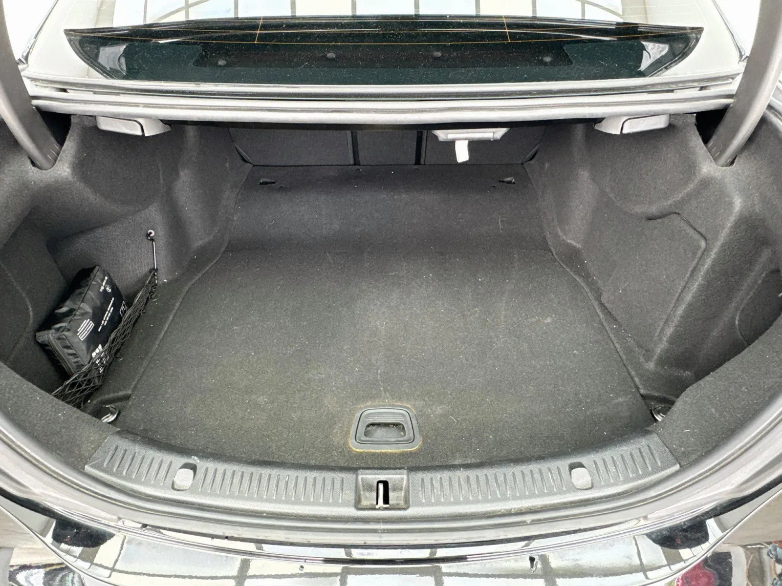 Mercedes-Benz E-Class photo 18