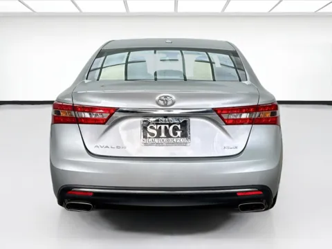 More photos of 2018 Toyota Avalon XLE at STG Bellflower, CA