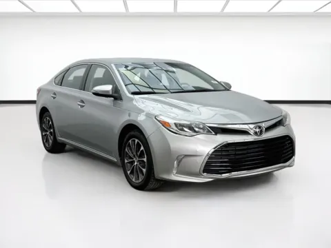 Another view of 2018 Toyota Avalon XLE for sale in Bellflower, CA at STG Bellflower